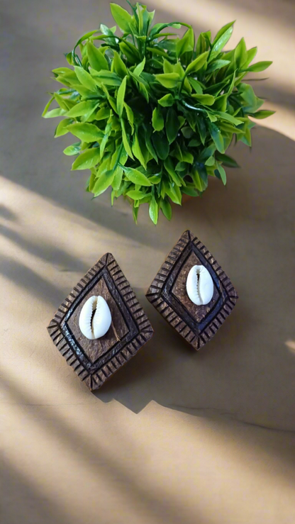 COCOSHELLA-1 EARRINGS