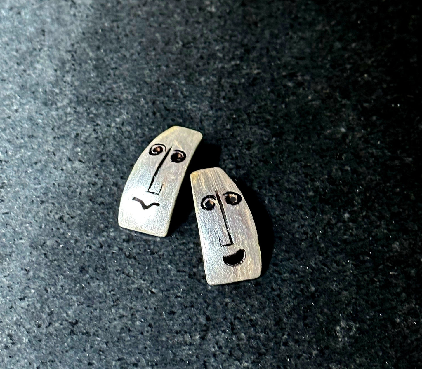 EXPRESSIONS STUD EARRINGS